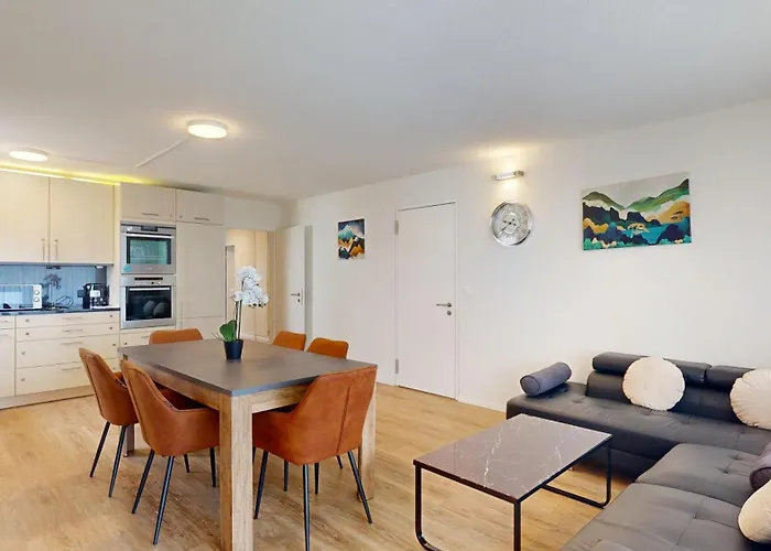 Großzügige 4 Schlafzimmer In Bergblick Zentrale Lage * Davos